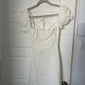 Elegant White Puff Sleeve Dress